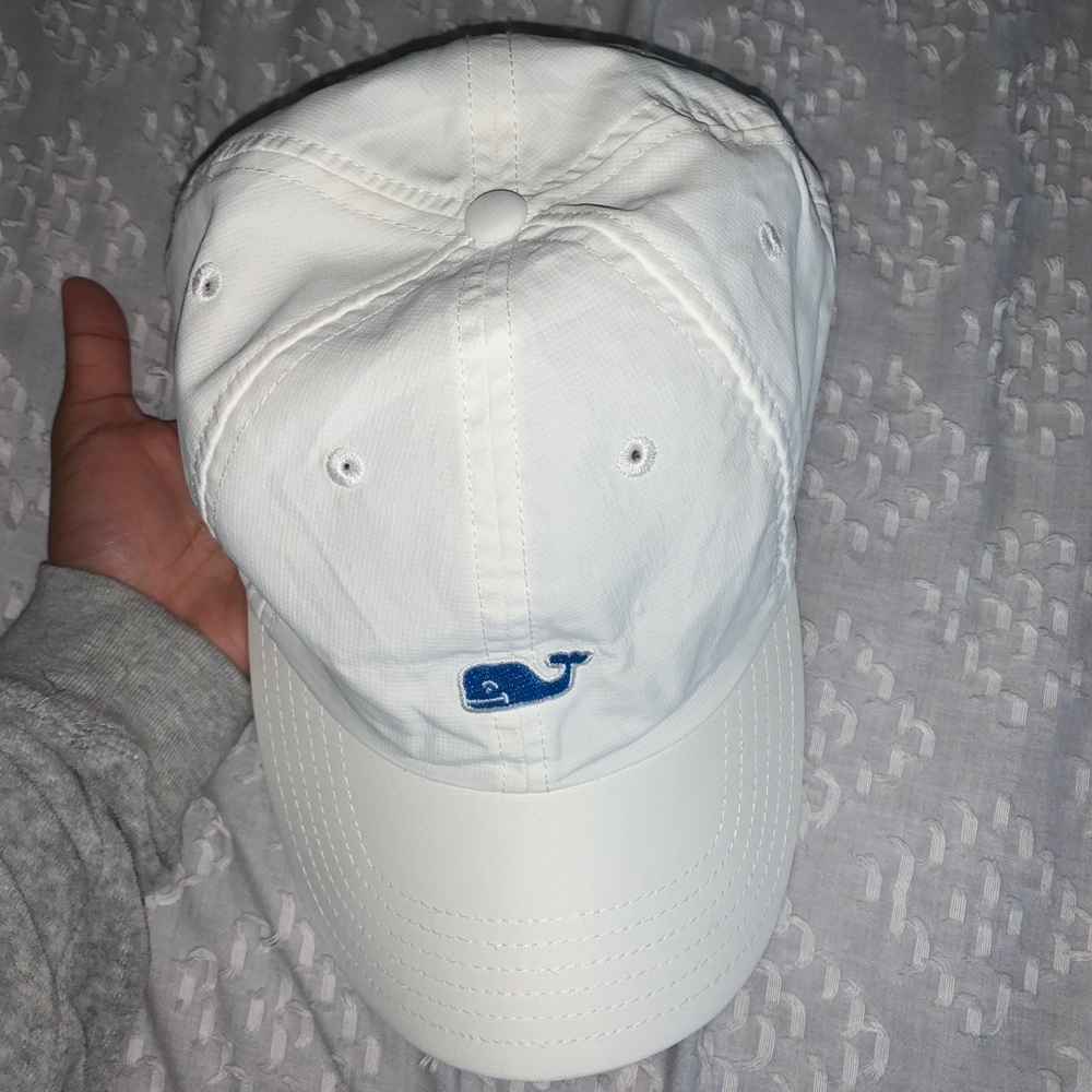 vineyard vines hat